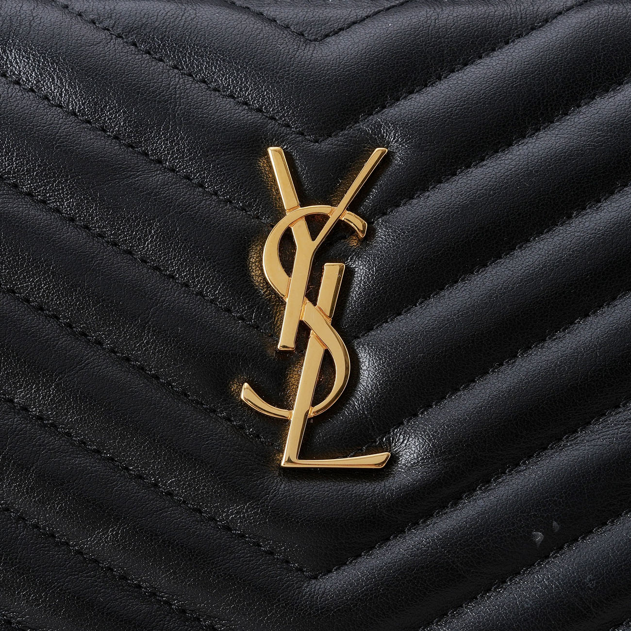 YVES SAINT LAURENT(USED)생로랑 440222 모노그램 쉐브론 클러치
